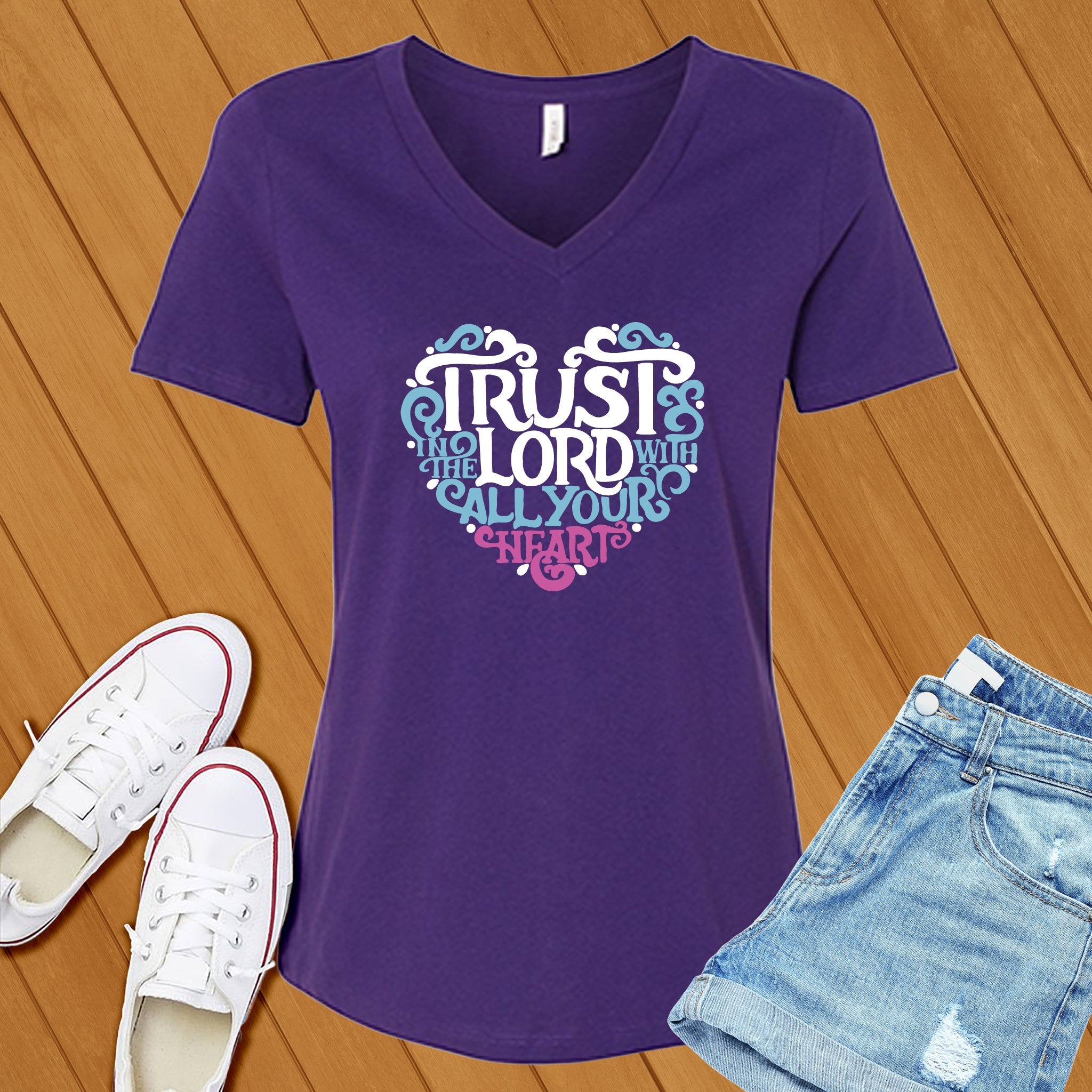 Trust In The Lord Heart V-Neck - Love Tees